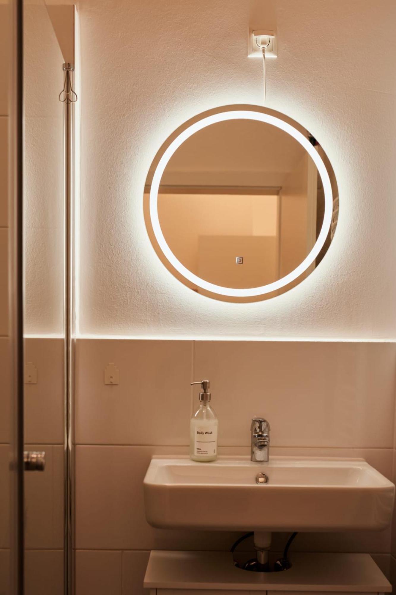 Malixa - Apartment In The Heart Of Vienna Next To Metro Viena Exterior foto